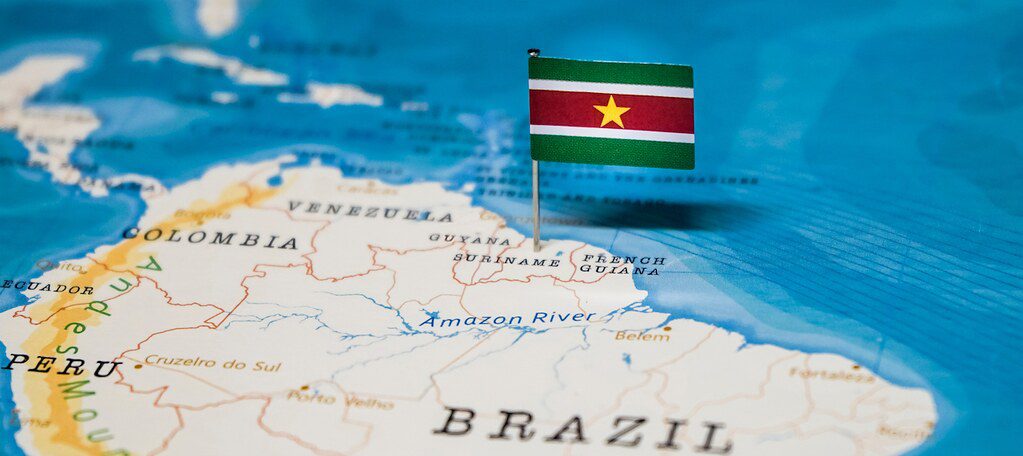 Zinho Parisius over klantcontact in Suriname: ‘De ambitie is érg hoog’