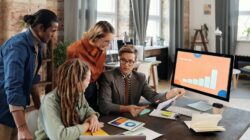 Welke lessen kunnen contactcenters trekken uit de ervaringen van CX? We hebben 5 waardevolle tips op een rij gezet.
