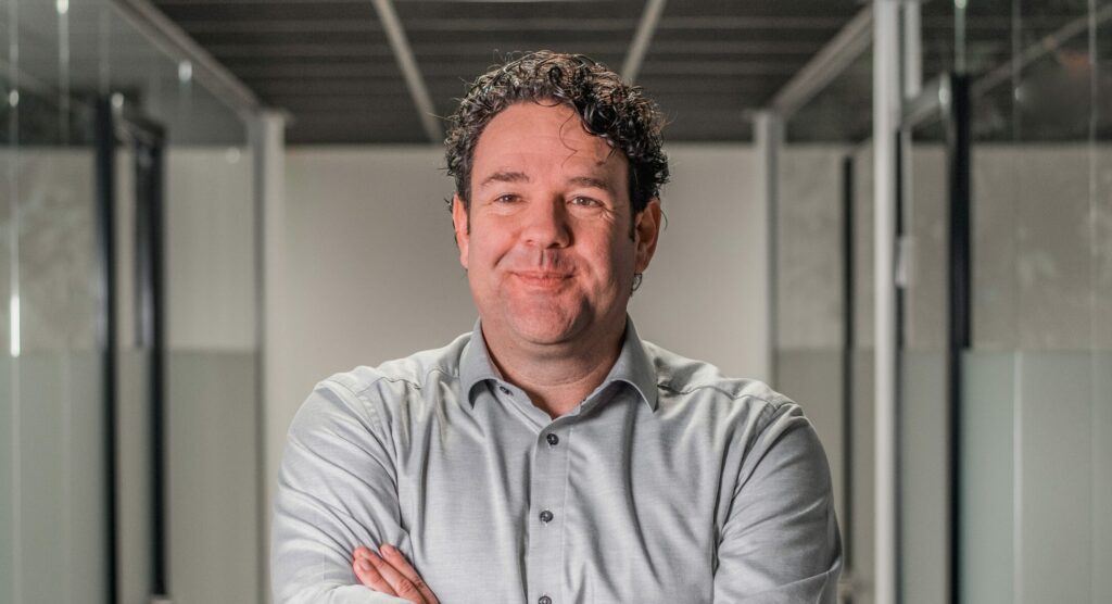 We gaan in gesprek met Fun Zeegers over de stijgende vraag naar detachering binnen klantcontact. Hoe beïnvloedt zzp-wetgeving onze branche?
